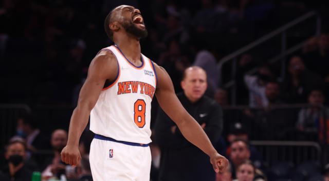 开云体育下载-44+9+8+0失误！尼克斯输了沃克却成了最大赢家