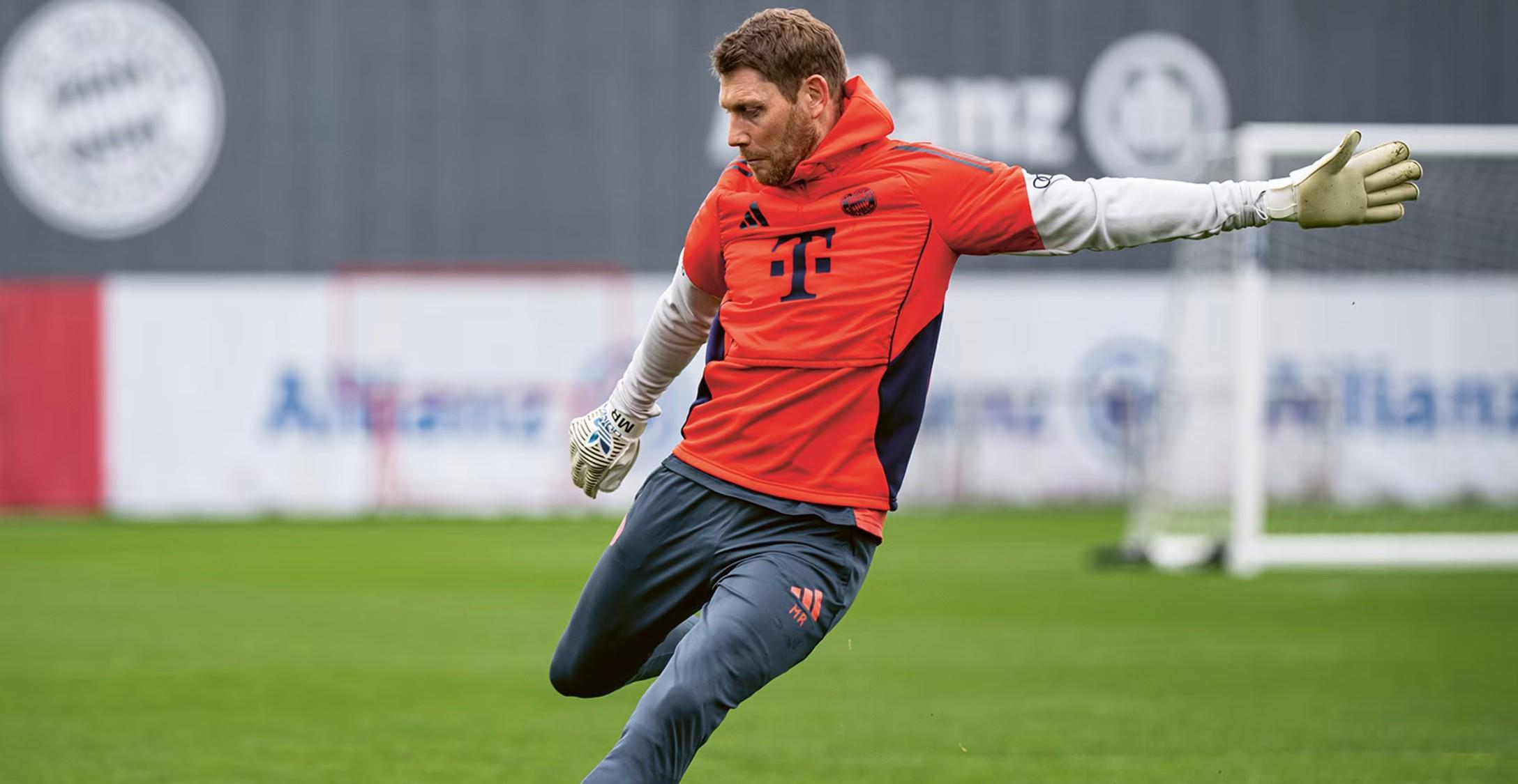 开云体育网址-拜仁门将教练：乌尔比希有潜力，他能胜任与诺伊尔类似的踢法