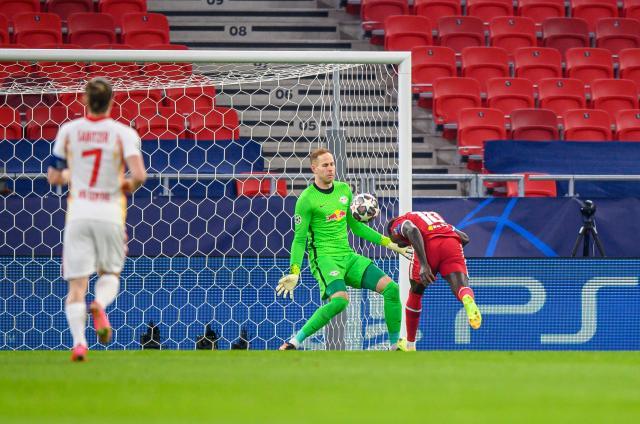 开云体育网址-【欧冠】萨拉赫马内4分钟2球 利物浦2比0双杀莱比锡